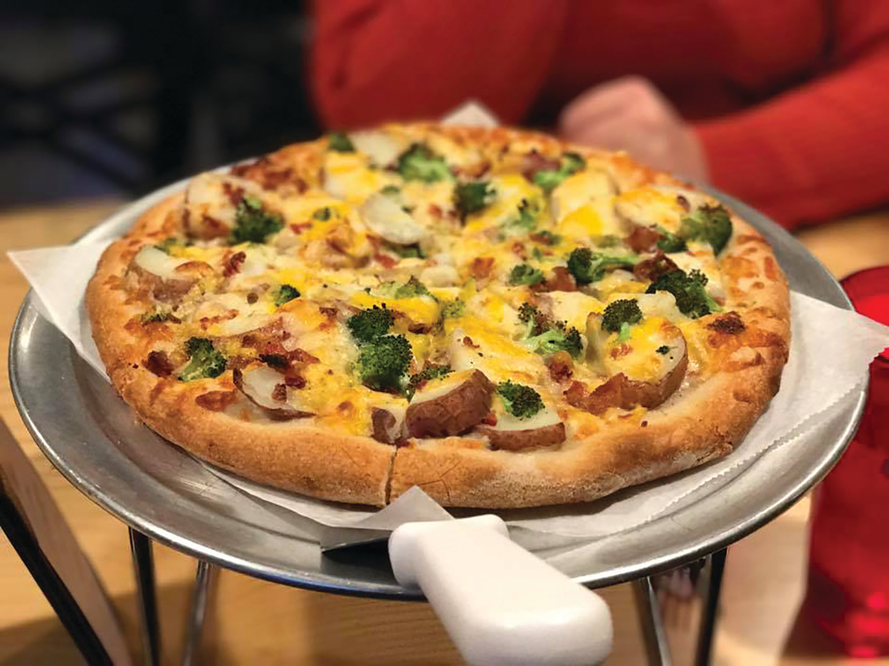 rhode-island-style-pizza-so-rhode-island-sorhodeisland