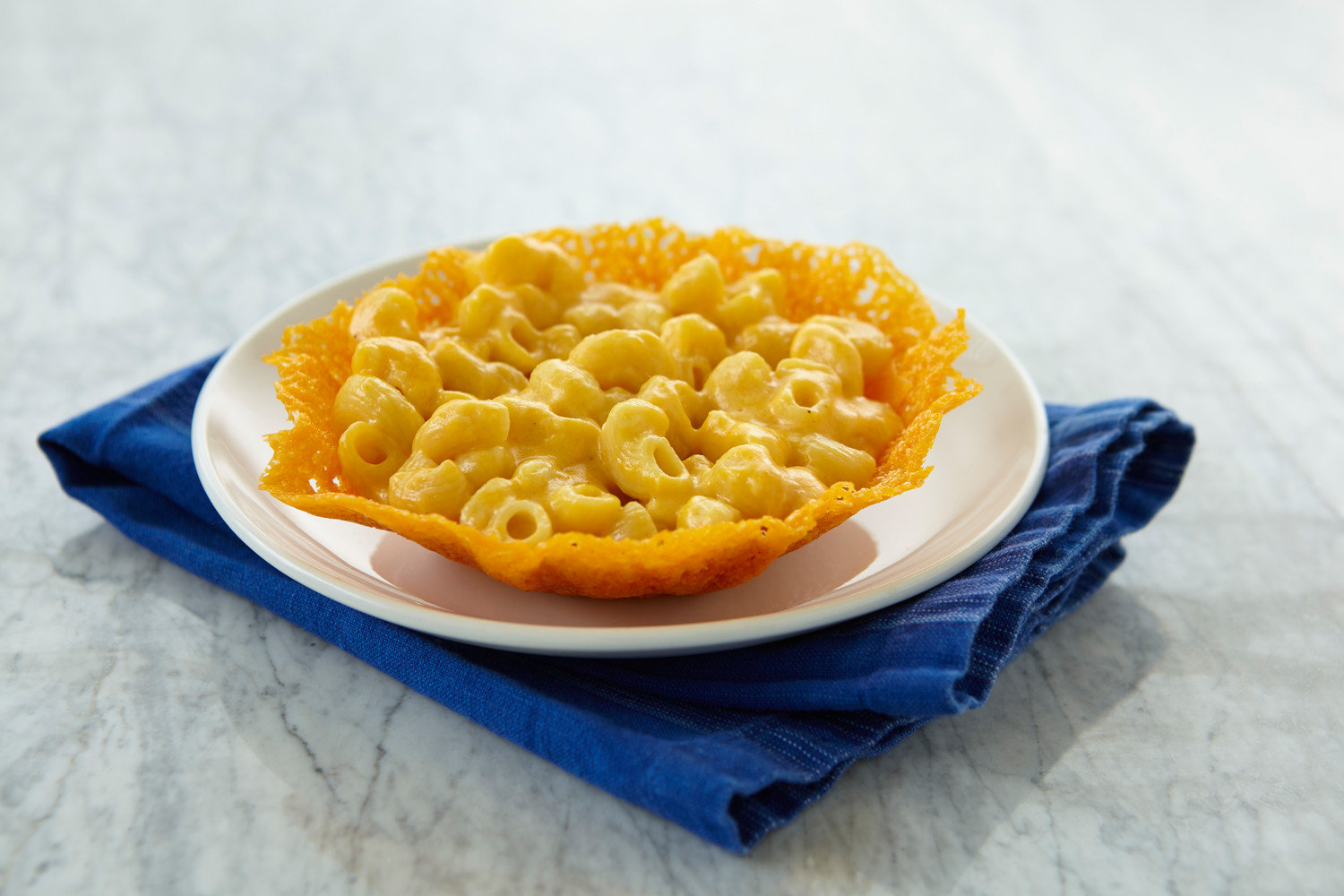 Cheddar Folios Crispy Mac n’ Cheese Bowl Cheese Folios