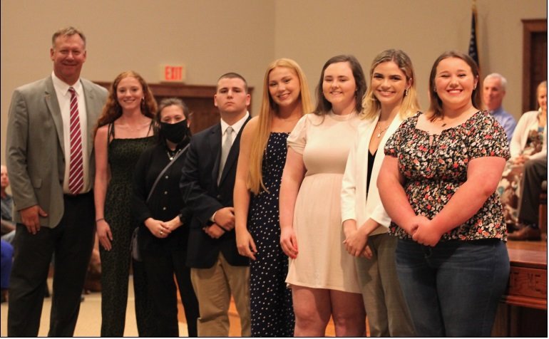 RHS students receive first Tim Cook scholarships - Vimarsana News
