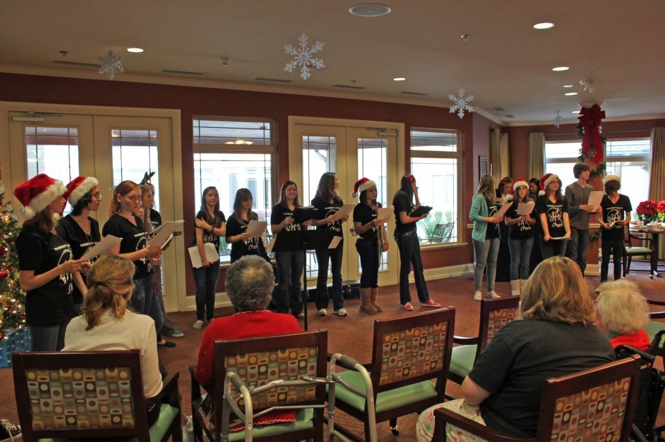 Vandegrift Choir goes caroling | Hill Country News