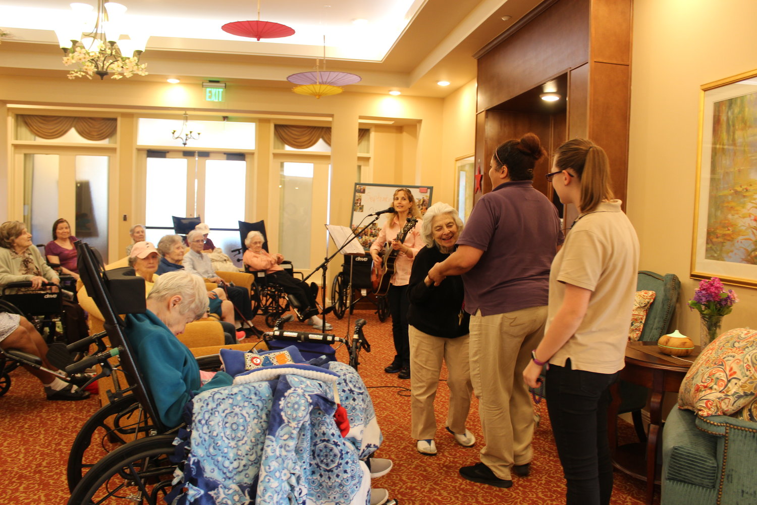 Music therapy beneficial to memory care residents | Hill Country News