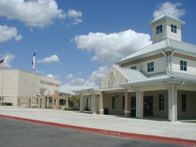 vista-ridge-counselor-resigns-after-allegations-of-unprofessional