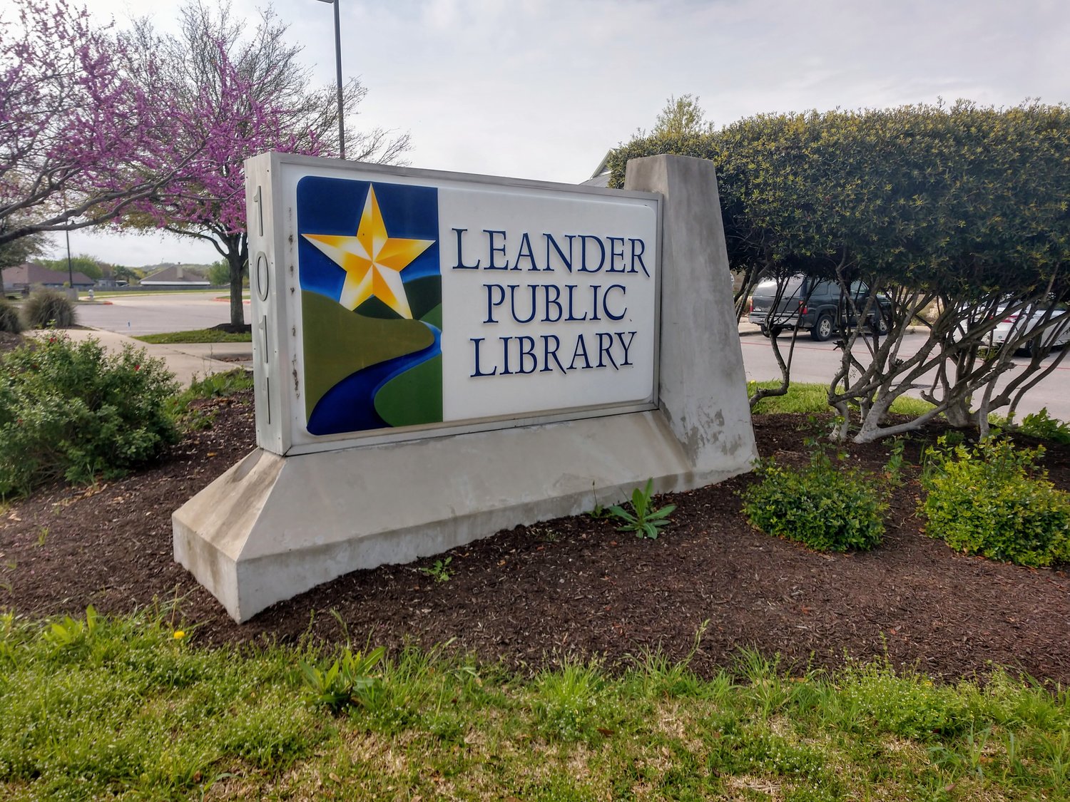 Leander Library, Williamson Countys last open public library, closes 