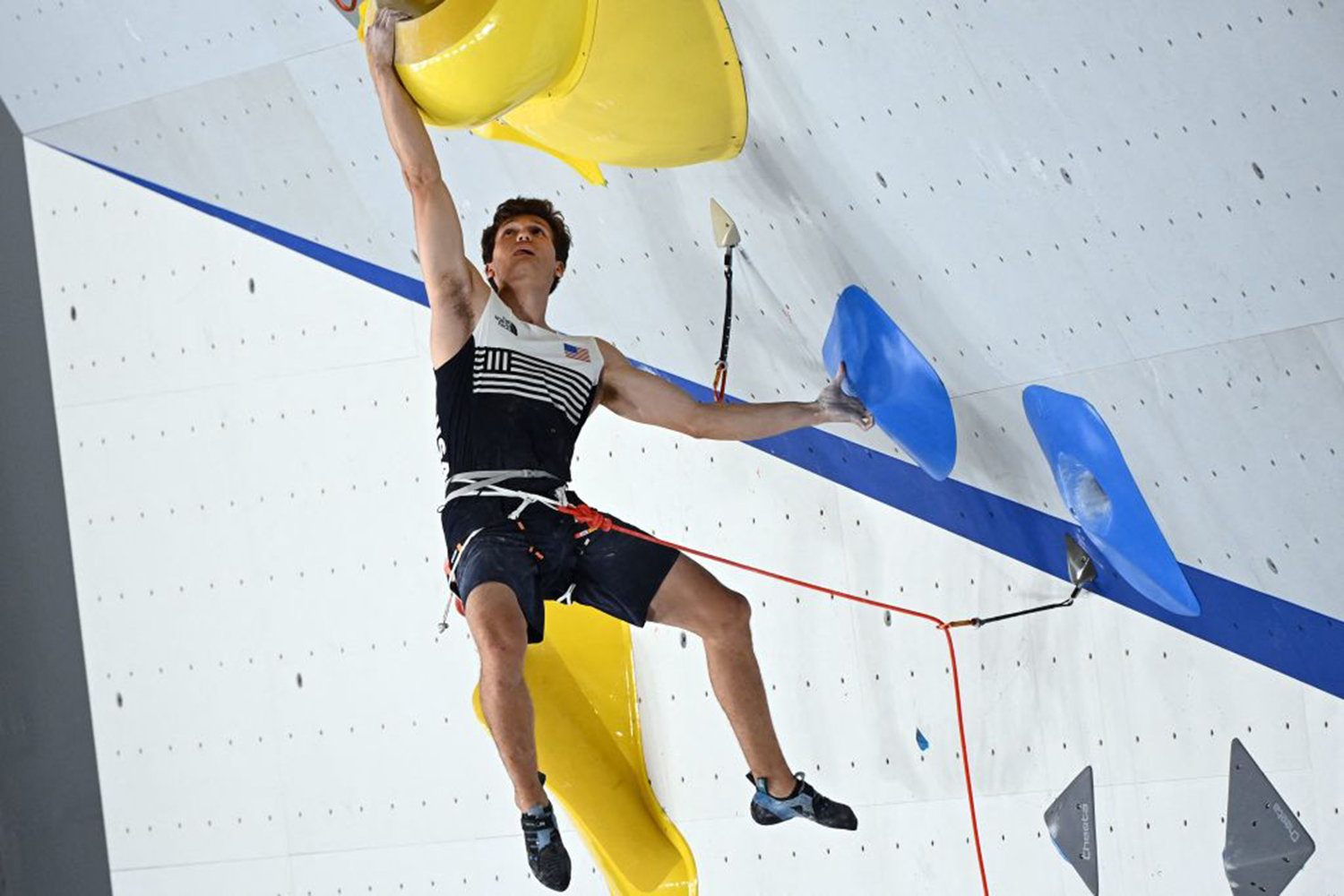 Nathaniel Coleman of U.S. wins silver in sport climbing's first Olympic