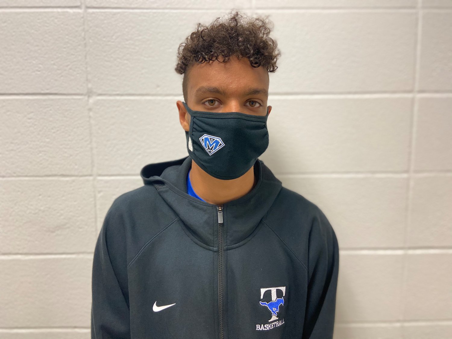 With Arnold's leadership and Melchiorre's emergence, Mustangs boast district title hopes - Vimarsana News