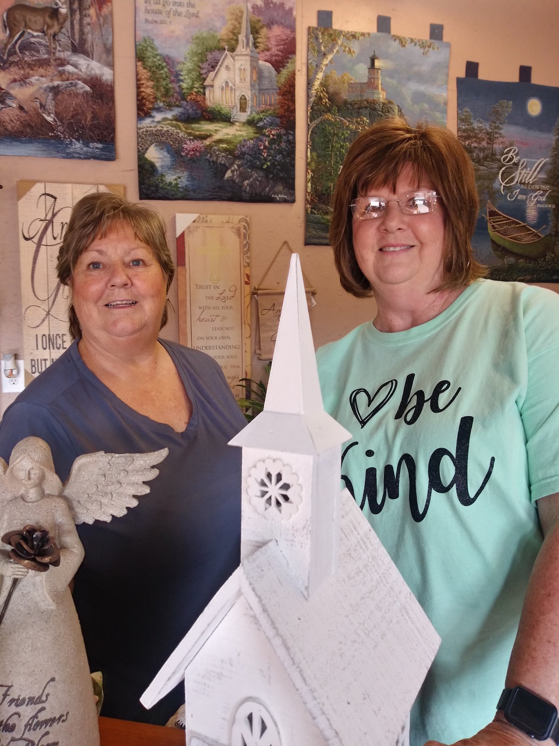 Florist brings ‘Added Touch’ to DeKalb