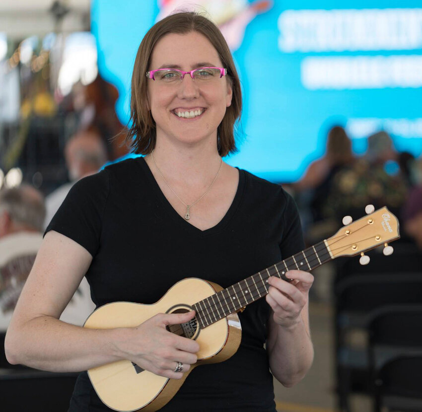 Rachel Manke will return to the Las Cruces UkeFest in 2025 to perform and teach workshops.
