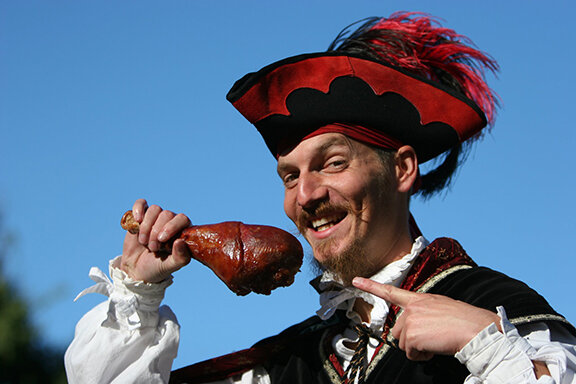 Don’t forge the mouth-watering food and drink!