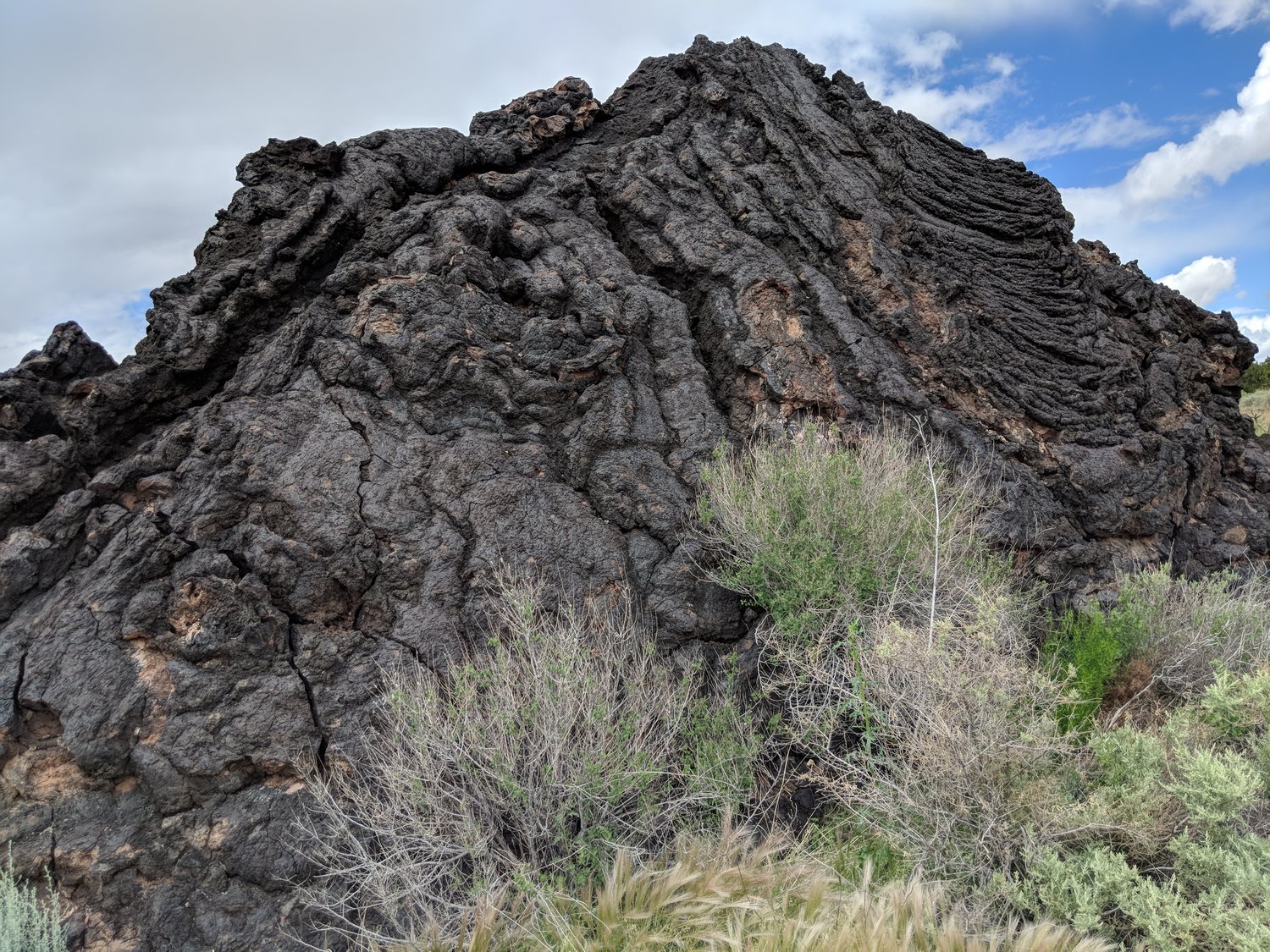 An easy loop nature trail provides dramatic views of the lava flow at Valley of the Fires.