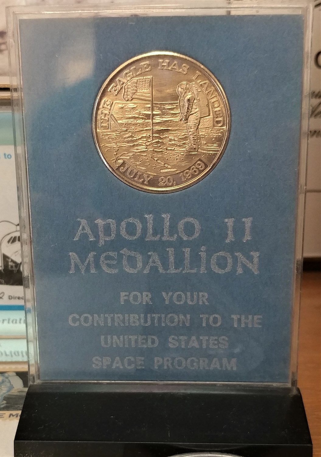 The commemorative medallion Ray Melton received for his contribution to the success of Apollo 11.