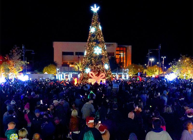 The City of Las Cruces will host its annual Christmas Tree Lighting Celebration on Dec. 3 with live music, activities, photo opportunities, giveaways, refreshments, food trucks, and activities for the whole family.