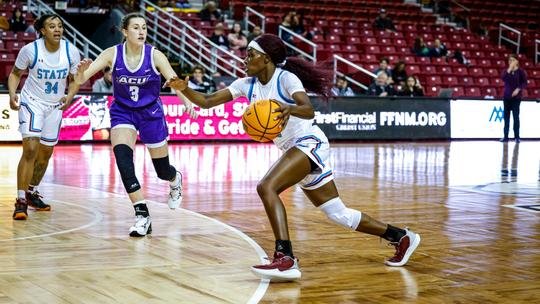 Aggie Soufia Inoussa, with ball, scored 28 points in NMSU’s 69-61 victory over Abilene Christian, and she was named the Western Athletic Conference’s Women’s Player of the Week.