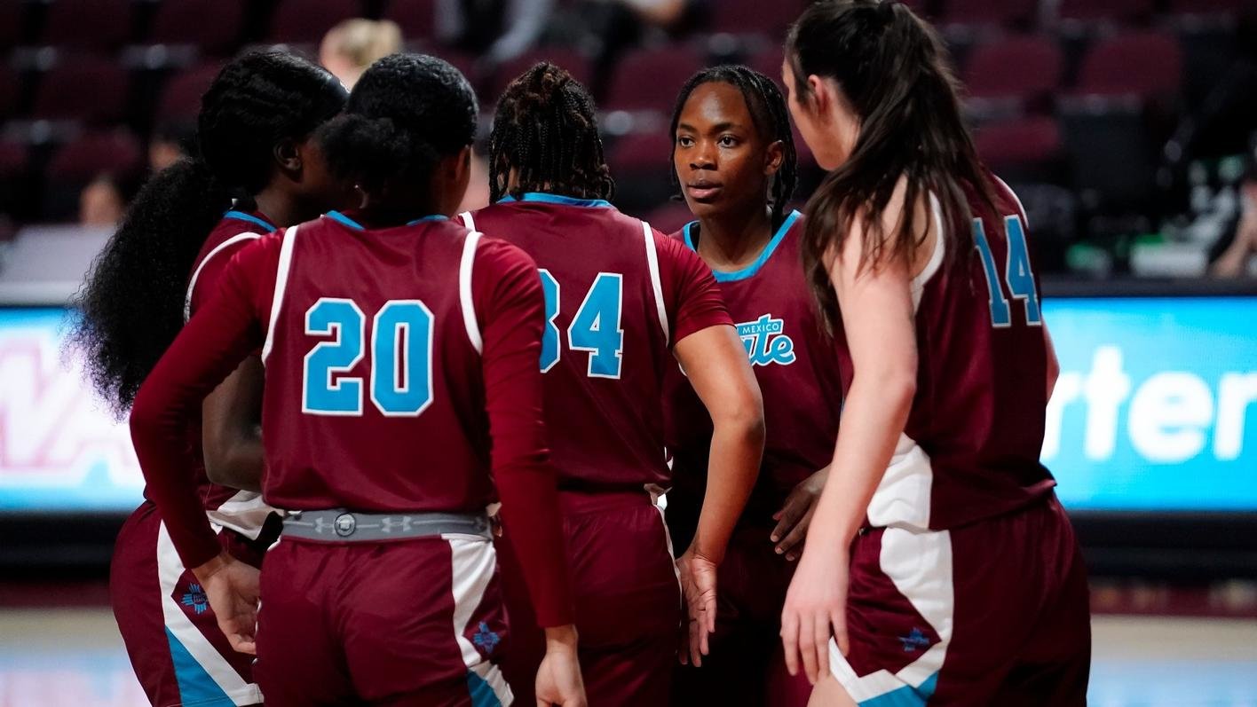 NMSU’s women’s basketball season ended Wednesday night with a buzzer-beating three-pointer from Southern Utah to defeat the Aggies 62-61.