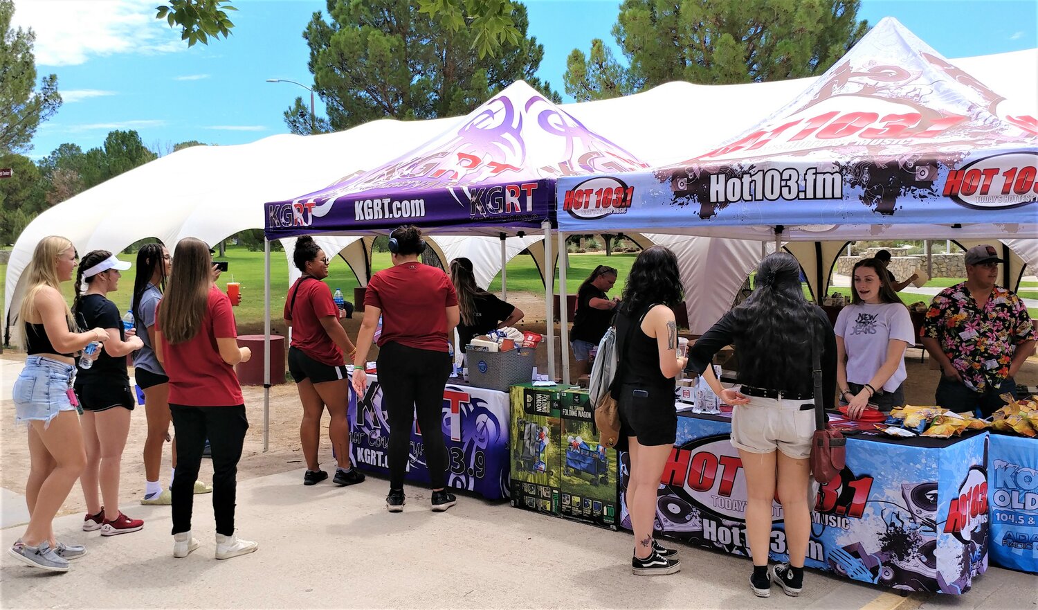 Students gathered information and goodies at the “Setting the Stage” Aggie welcome event Aug. 12-13 at New Mexico State University.