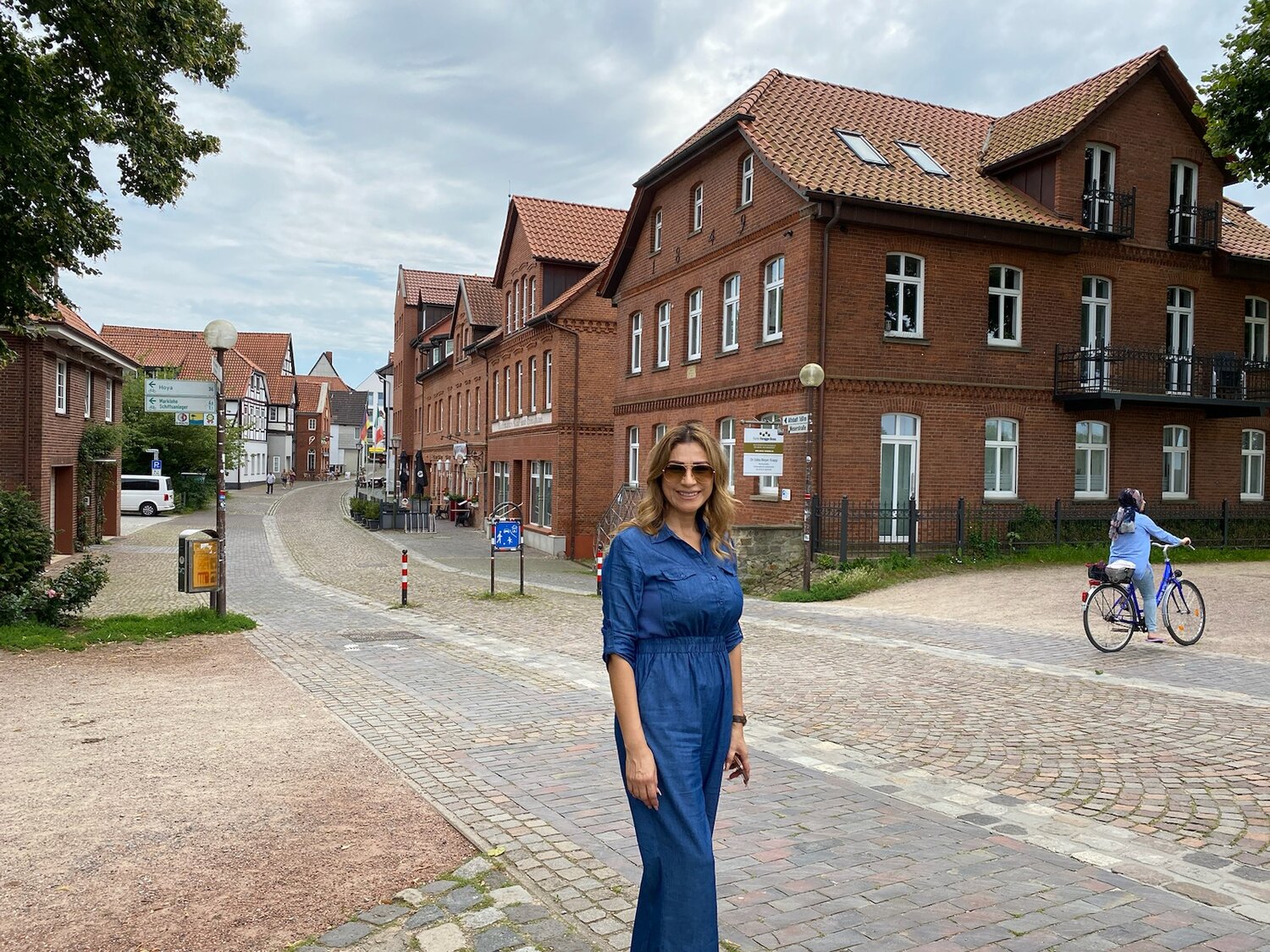 Las Cruces’ first lady, Rosie Miyagishima, in Nienburg.