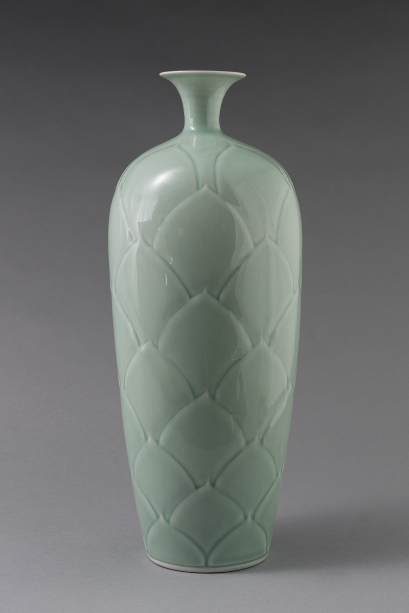 Porcelain vessel by Glen Schwaiger