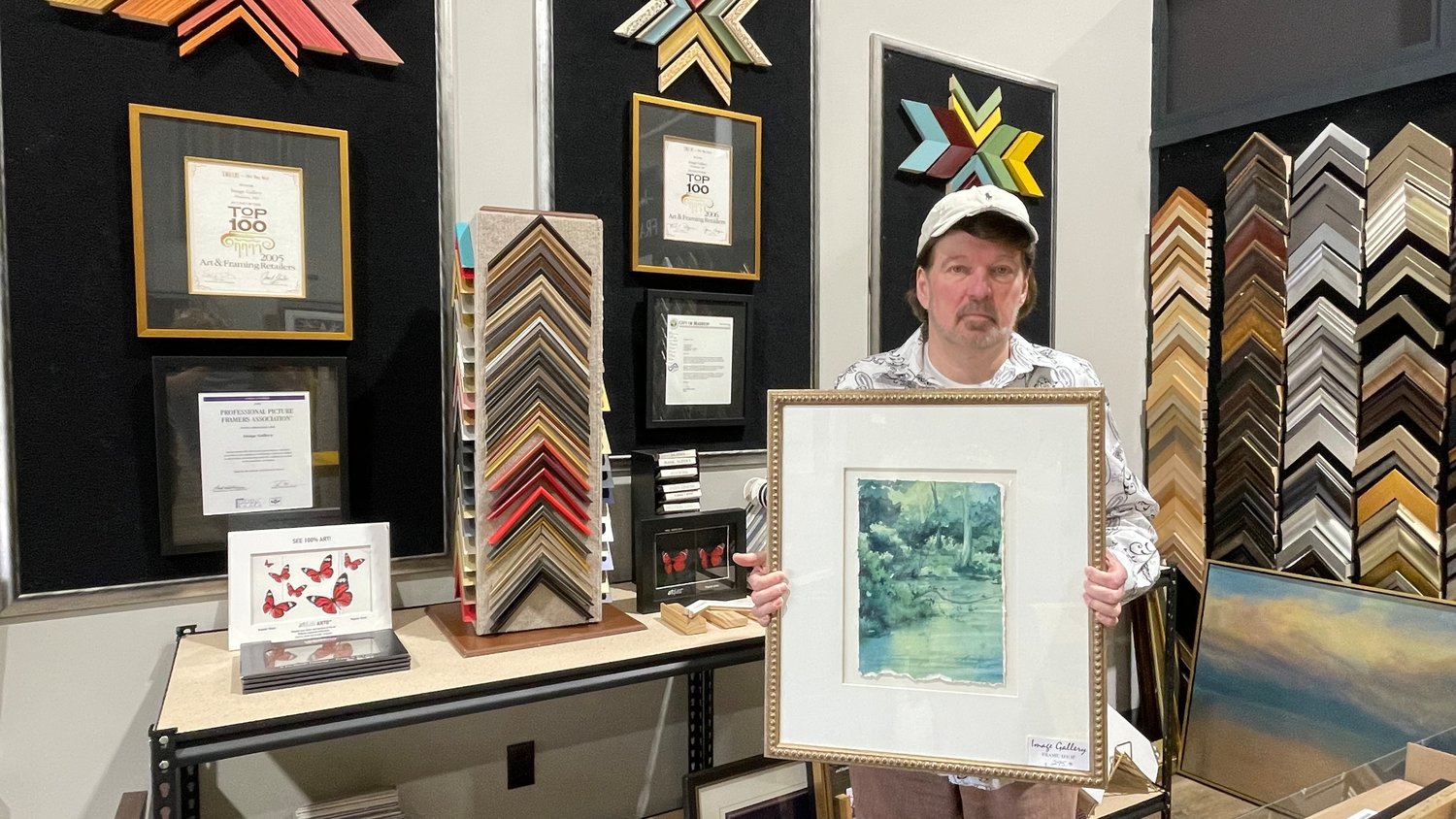 Frame shop flourishing in Madison