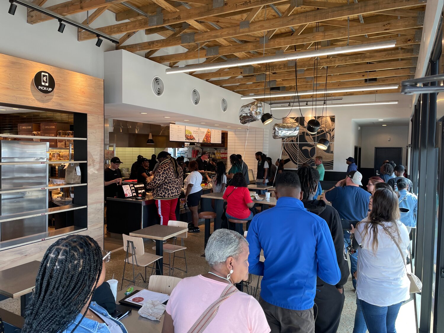 Chipotle holds grand opening in Ridgeland