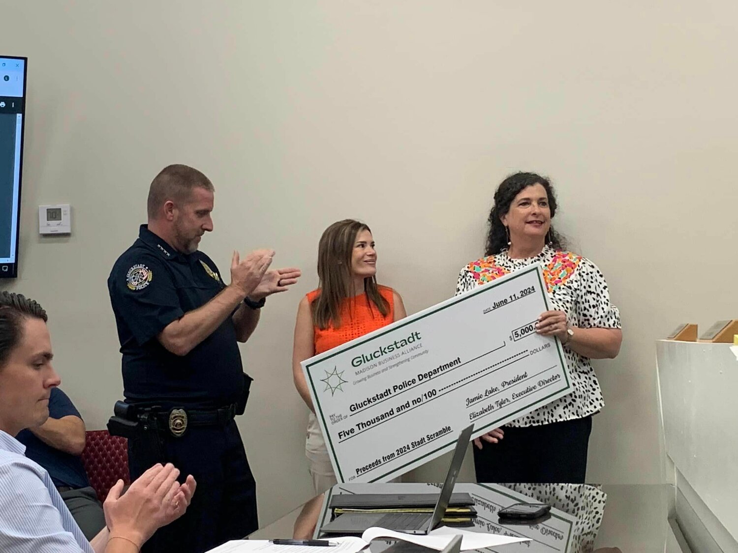 Business Alliance presents check for Police