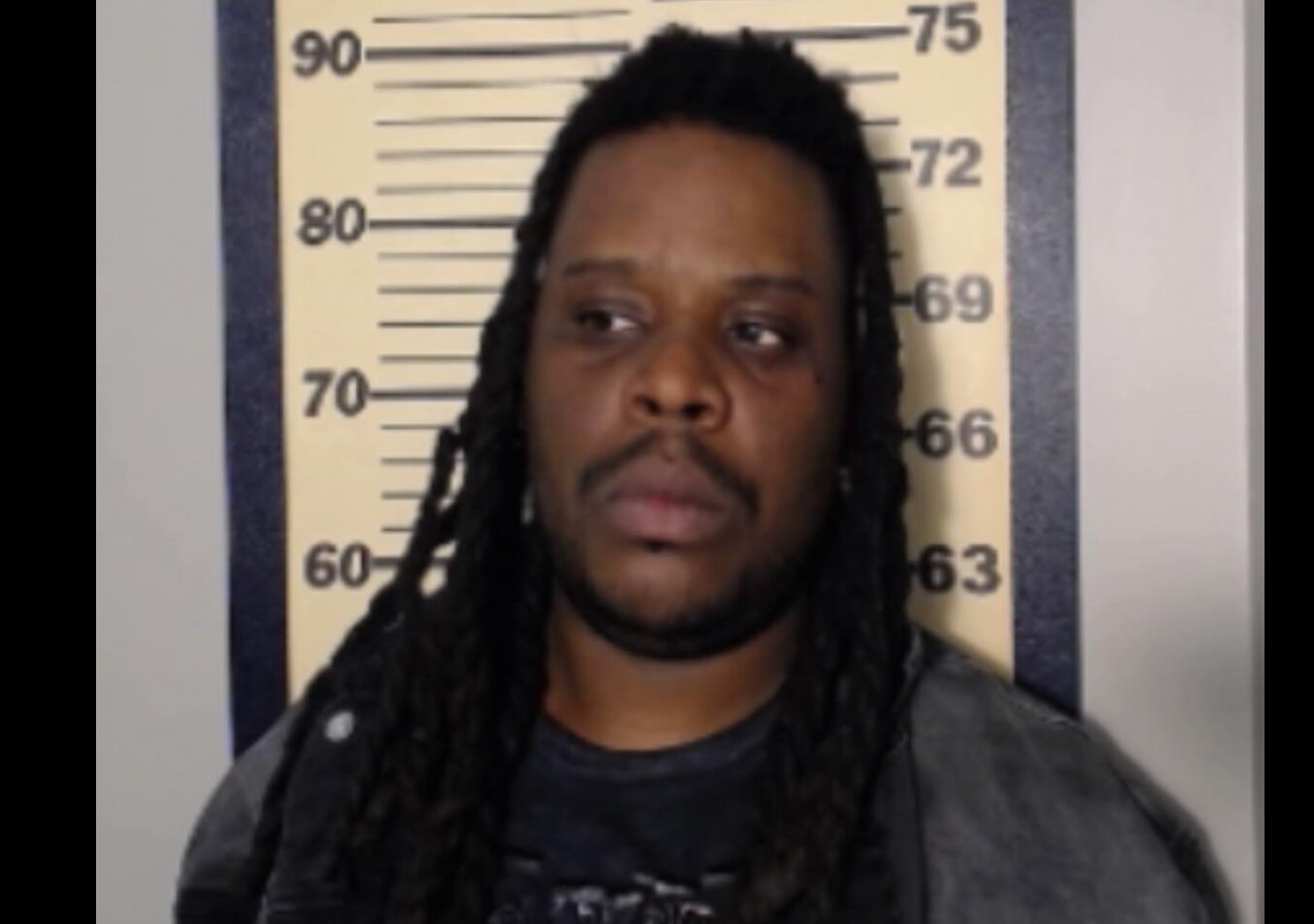 Accused drug dealer arrested with gun at Madison I-55 Shell