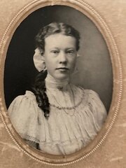 Deine Sheils, West Concord&rsquo;s Pie Plant Recipe Author