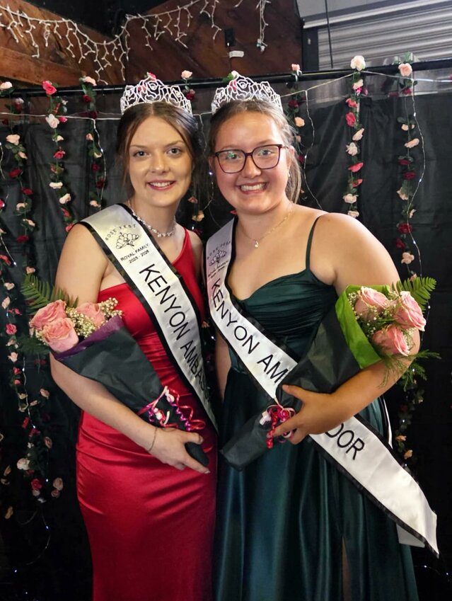 Rosefest Ambassadors Virginia and Chloe Ament