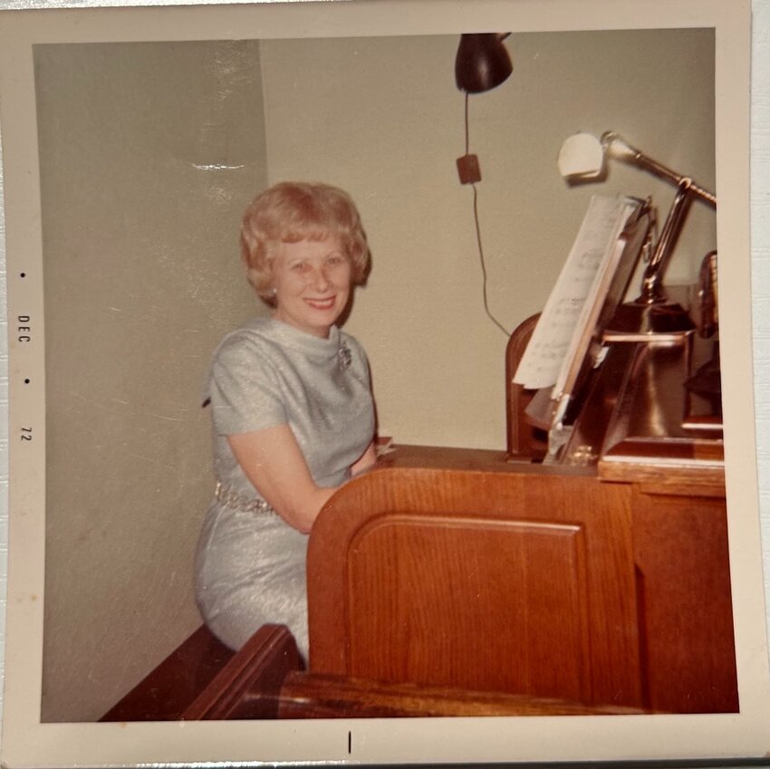 Organist Gert Dalbotten, 1972