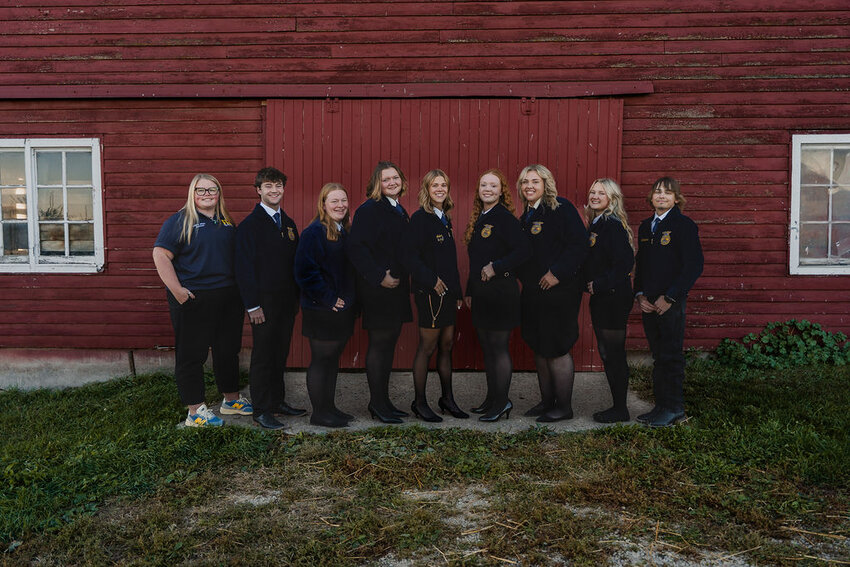 Officer team left to right is Advisor Mollie Allen, Liam Huso, Ruby Kellogg, Nessa Santjer, Ambra Andrist, Hannah Akkerman, kari Sexton, Schuyler Sullivan, and Corbin Lamphere