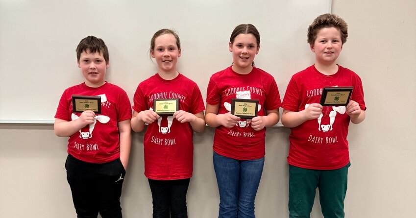 Junior Dairy: Roy Sauter, Gabby Sauter, Beatrix Sauter, Peter Ickler