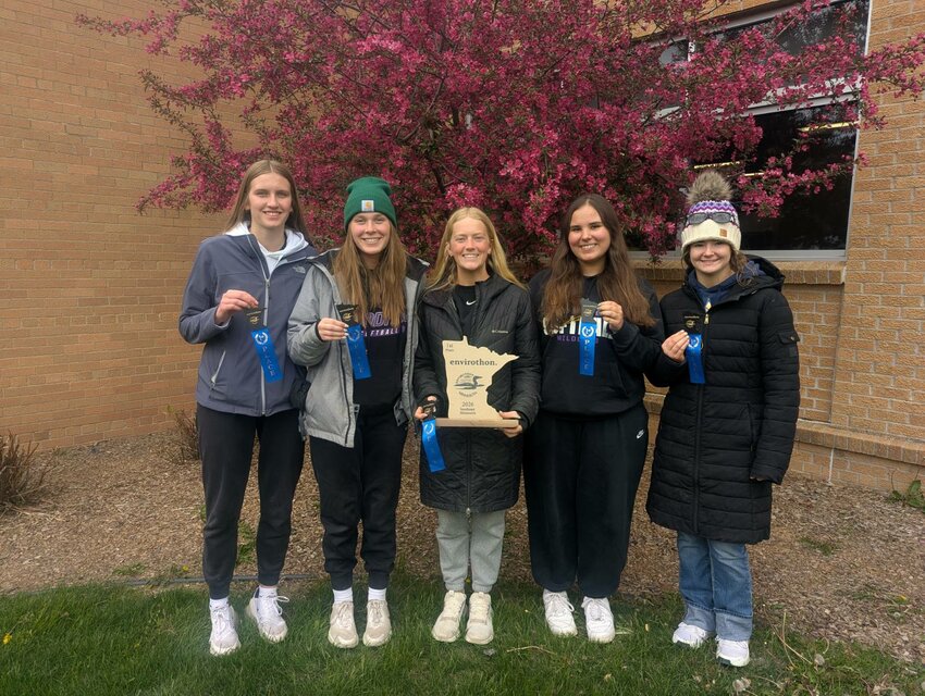 Senior Girls (1st Place): L to R: Natalie Thomforde, Kylie Mandelkow, Kendra Rehder, Brynna Shaw, Macy Buck