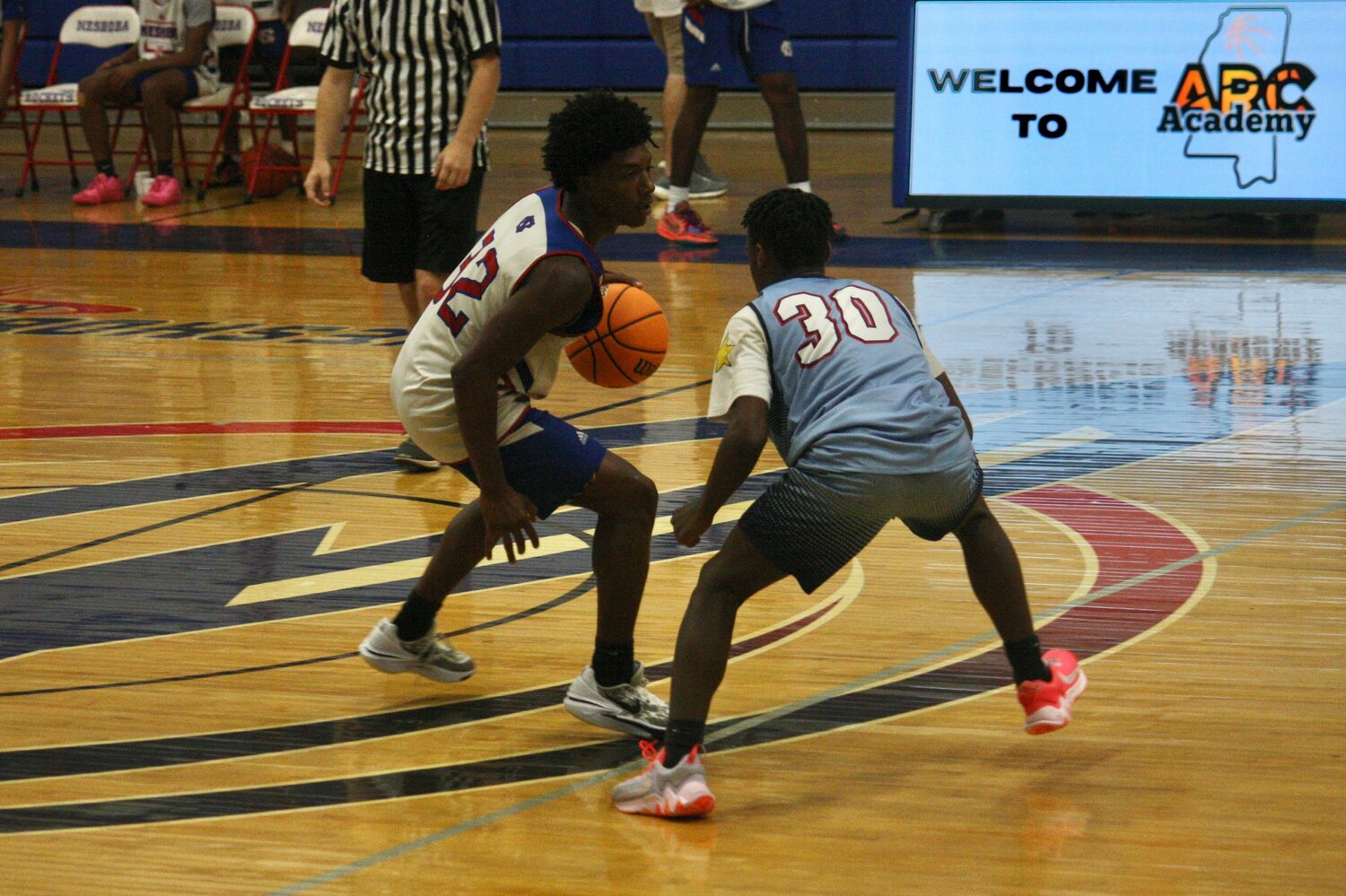 16 teams take part in basketball camp