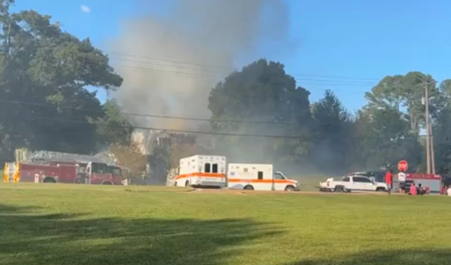 Vacant house on Main catches fire