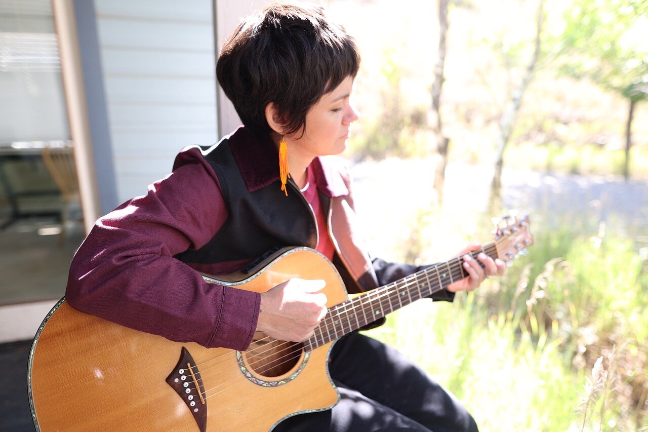 Pagosa Springs singer and guitarist Ursala Hudson will be one of the featured musicians at the &ldquo;Coffeehouse Nite&rdquo; tonight, Thursday, Sept. 18, at Pagosa Peak Open School (PPOS). Hudson was also one of the founders of PPOS, the community&rsquo;s district-authorized public charter school. Also sharing songs and poetry will be Alison Beach, Chris Haas, Desir&eacute;e M., Shelly Spotleson Sinclair and Emily Tholberg. Your $10 donation supports programs at the school, and includes free coffee, tea and snacks. The performances will begin at 6 p.m. in the Creative Arts room, with your hosts, Rain March and Bill Hudson. PPOS is located at 3133 Cornerstone Drive.