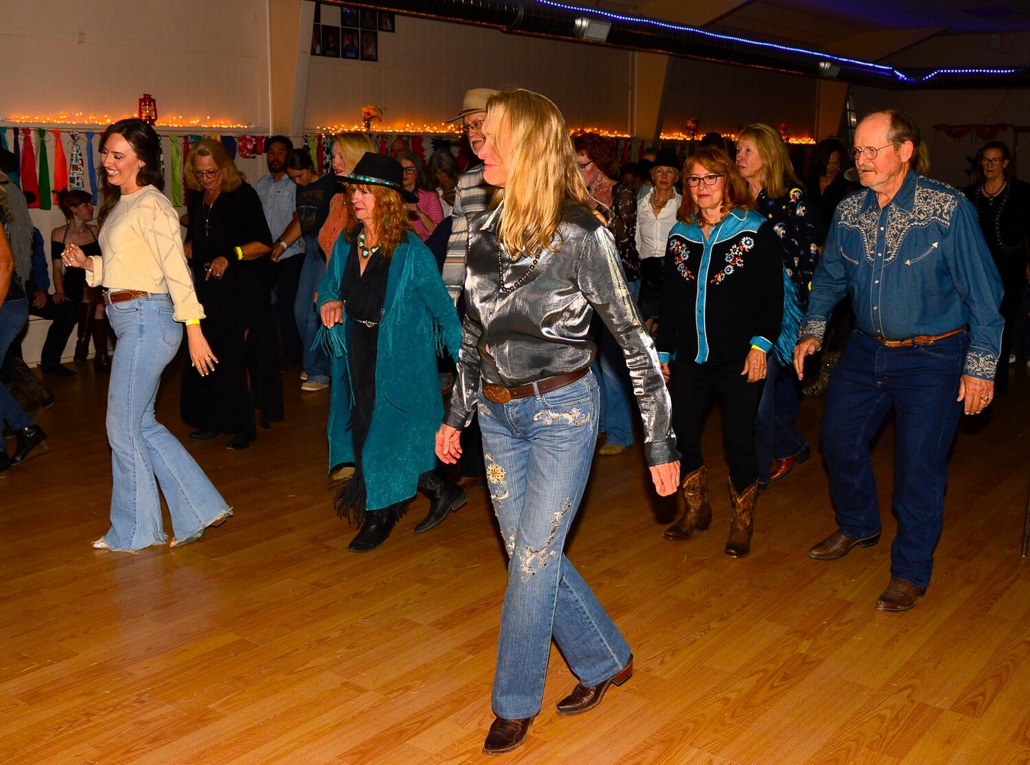 The Rotary Club of Pagosa Springs’ annual Jewels and Jeans Barn Dance brings together friends and neighbors for a fun-filled, community-building evening. Every ticket sold helps fund Rotary’s many charitable programs in Pagosa Springs.