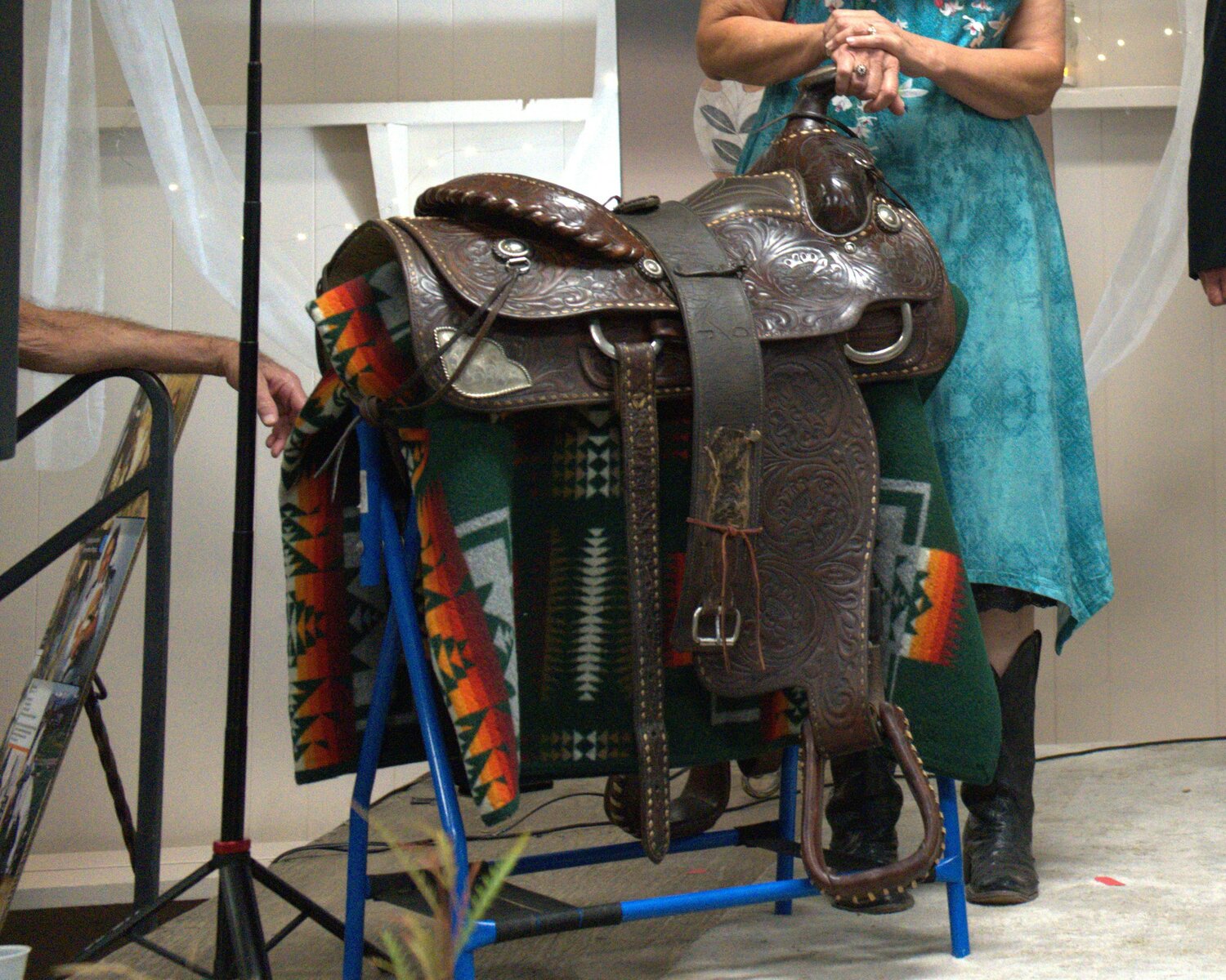 A piece of history found its way back to the mission it helped inspire this summer: A saddle once owned and ridden by singer-songwriter Dan Fogelberg recently sold for $20,000 Humane Society of Pagosa Springs&rsquo; 31st annual Auction for the Animals.