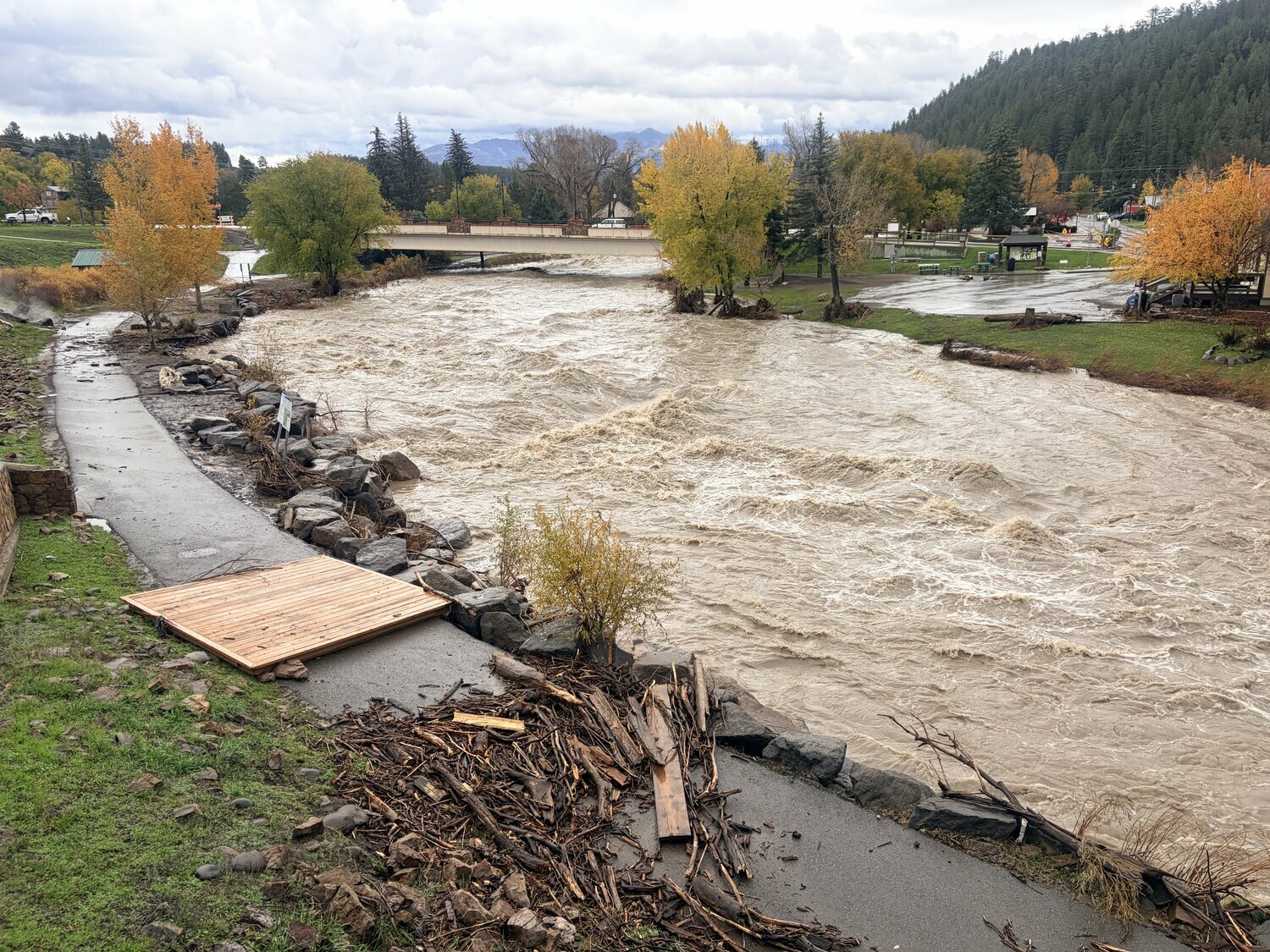 The San Juan River at Pagosa Springs flows shortly before 11 a.m. on Saturday, Oct. 24.