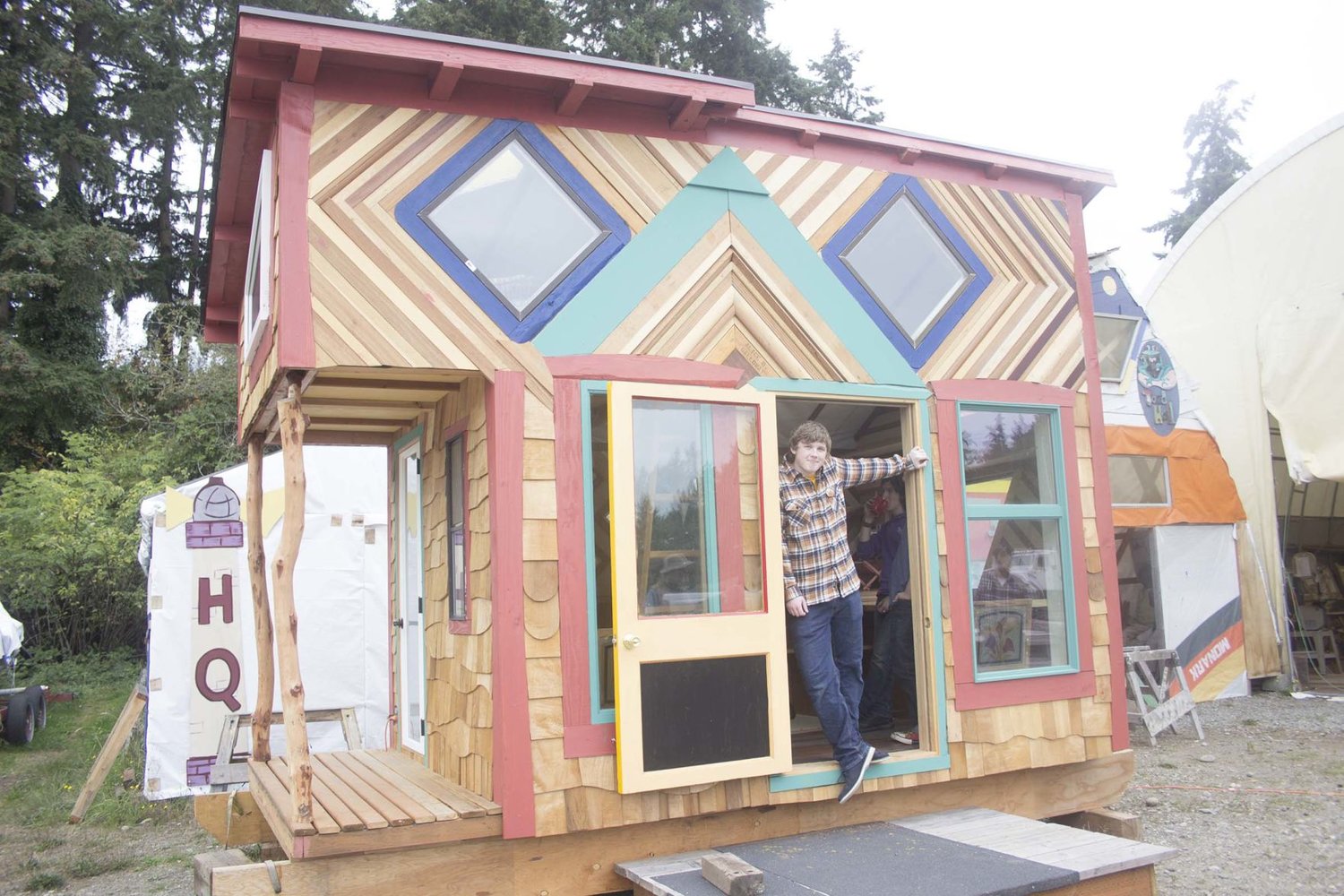 community boat project 'upcycles' tiny house port