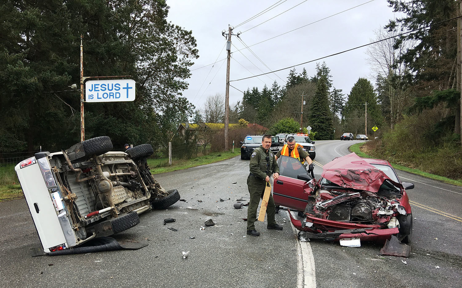 Two injured in Port Hadlock crash | Port Townsend Leader