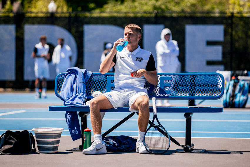 Leo Raquin won both his doubles and singles match on Sunday.