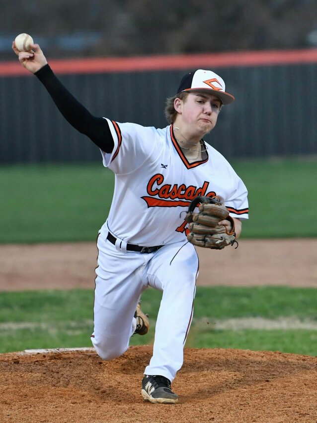 Isaac Winton (19) got his first start of the season in game two against Chapel Hill, going 5.0 innings and striking out four batters.