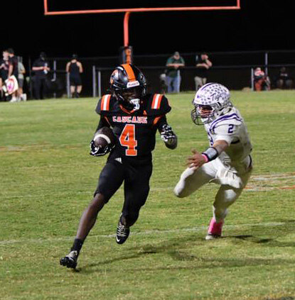Corey Gooch (4) totaled four receptions for 26 yards in Friday's loss to Watertown.