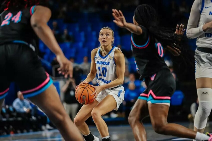 Jalynn Gregory (10) scored 17 points in MTSU's dominant home win on Thursday.