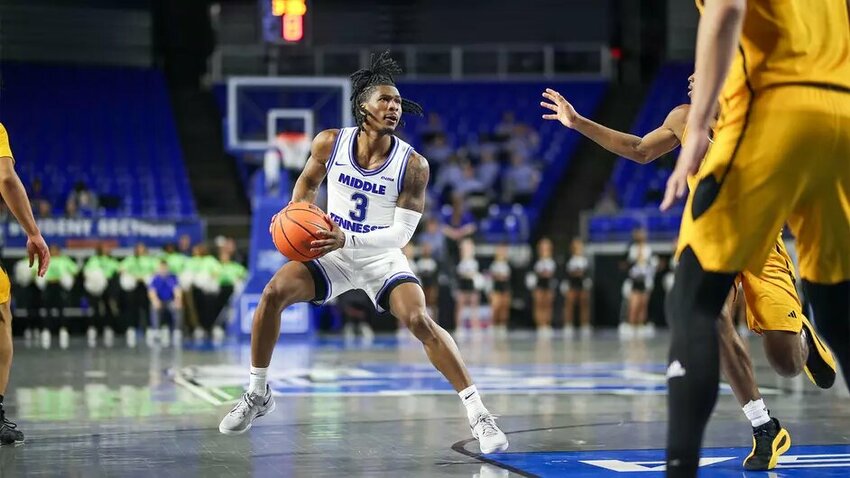 Jestin Porter (3) scored a season-high 27 points against Kennesaw State on Thursday night.