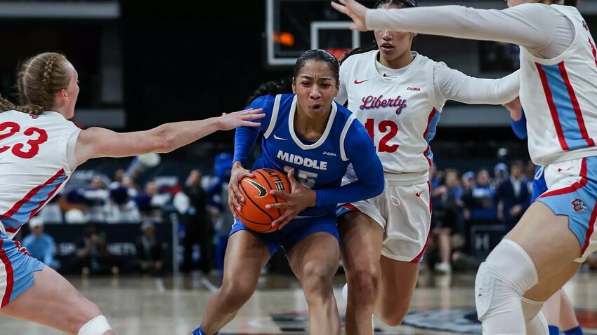 Ta'Mia Scott (15) scored a team-high 23 points against Liberty in the CUSA Championship Game on Saturday.