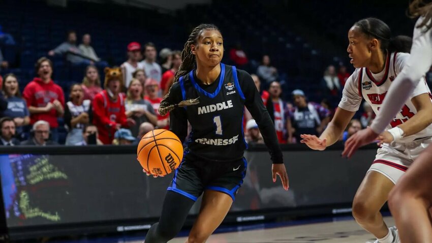 Courtney Blakely (1) scored 12 points in Thursday's loss at Belmont.