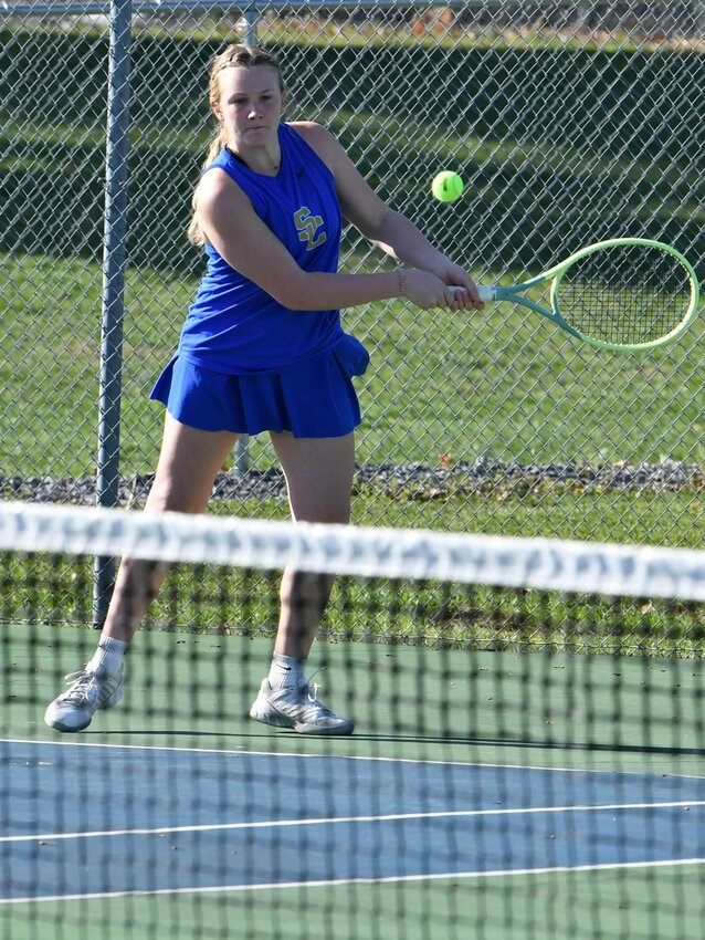 Abby Thaxton (pictured) was part of an 8-2 win in the doubles match, but fell in a hard-fought duel with Bella Delgado, 8-6, on Tuesday.