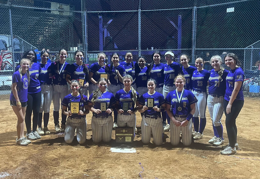 The Community Viqueens secured their second-consecutive District 9-AA Championship on Friday with a 2-1 win after eight innings against Chapel Hill.
