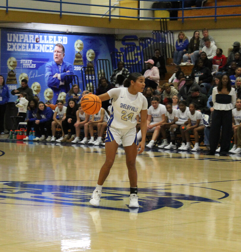 Freshman guard Dara Frazier (24) led the Eaglettes with 19 points in Tuesday's loss to Tullahoma.
