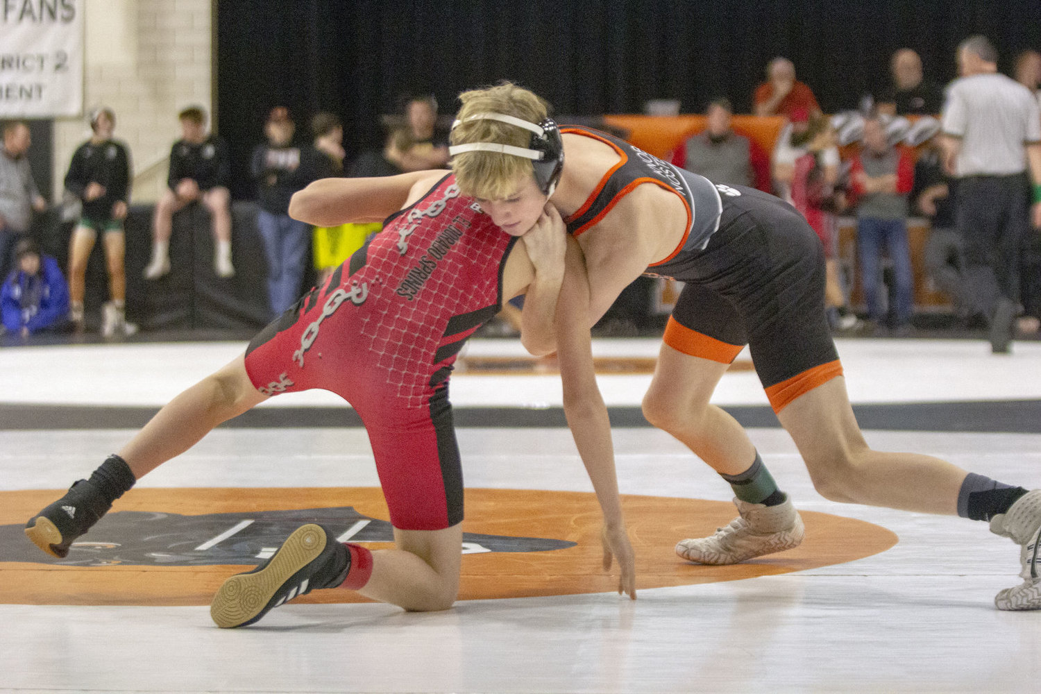 Knob Noster sends five to state with three district champions Star