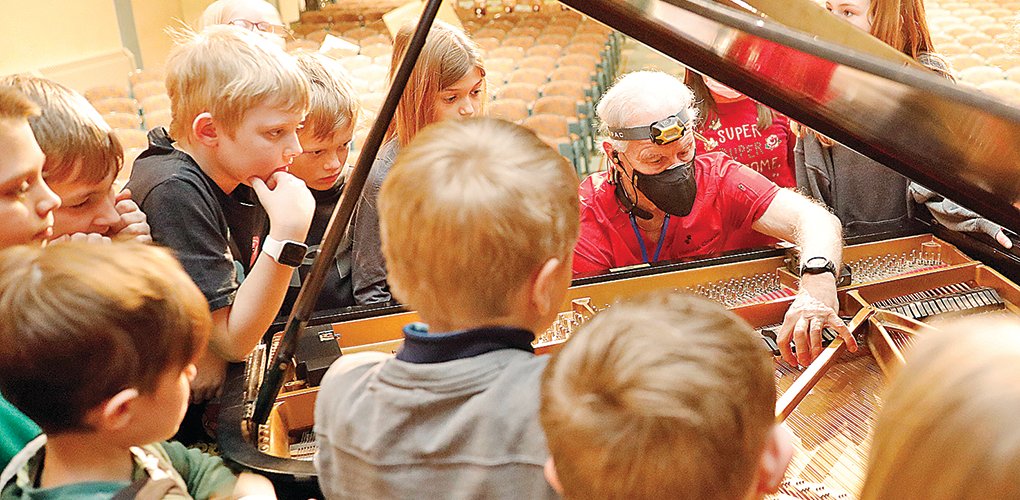Science meets art as music students 'dissect' piano - Vimarsana News